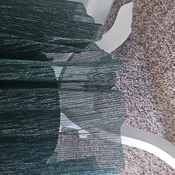 Maurices Green Sparkly Tiered Dress NWT - Picture 9 of 15